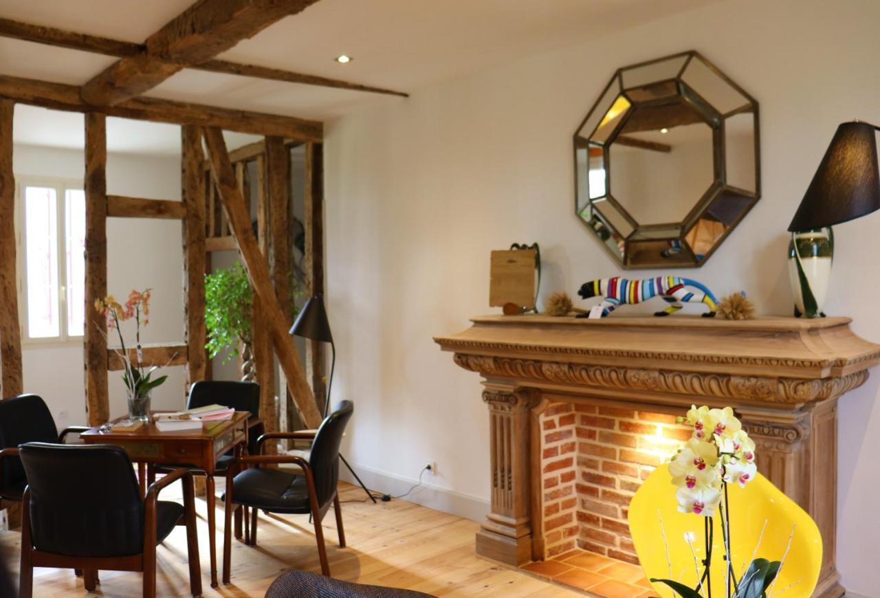 Maison D'Hotes Sainte-Marie Mirande  Esterno foto